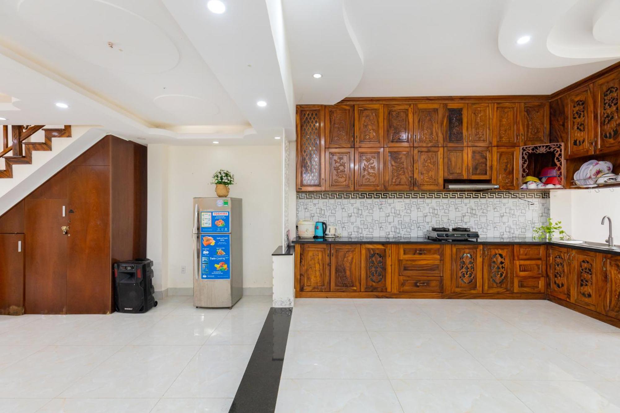 Villa Bai Sau - 5 Phong Ngu - 30 Vo Thi Sau - Free Karaoke *