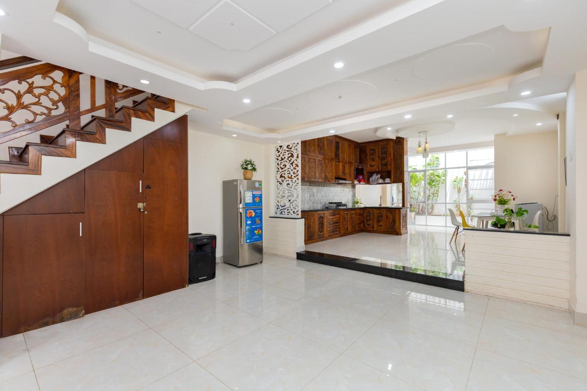 Villa Bai Sau - 5 Phong Ngu - 30 Vo Thi Sau - Free Karaoke Vung Tau
